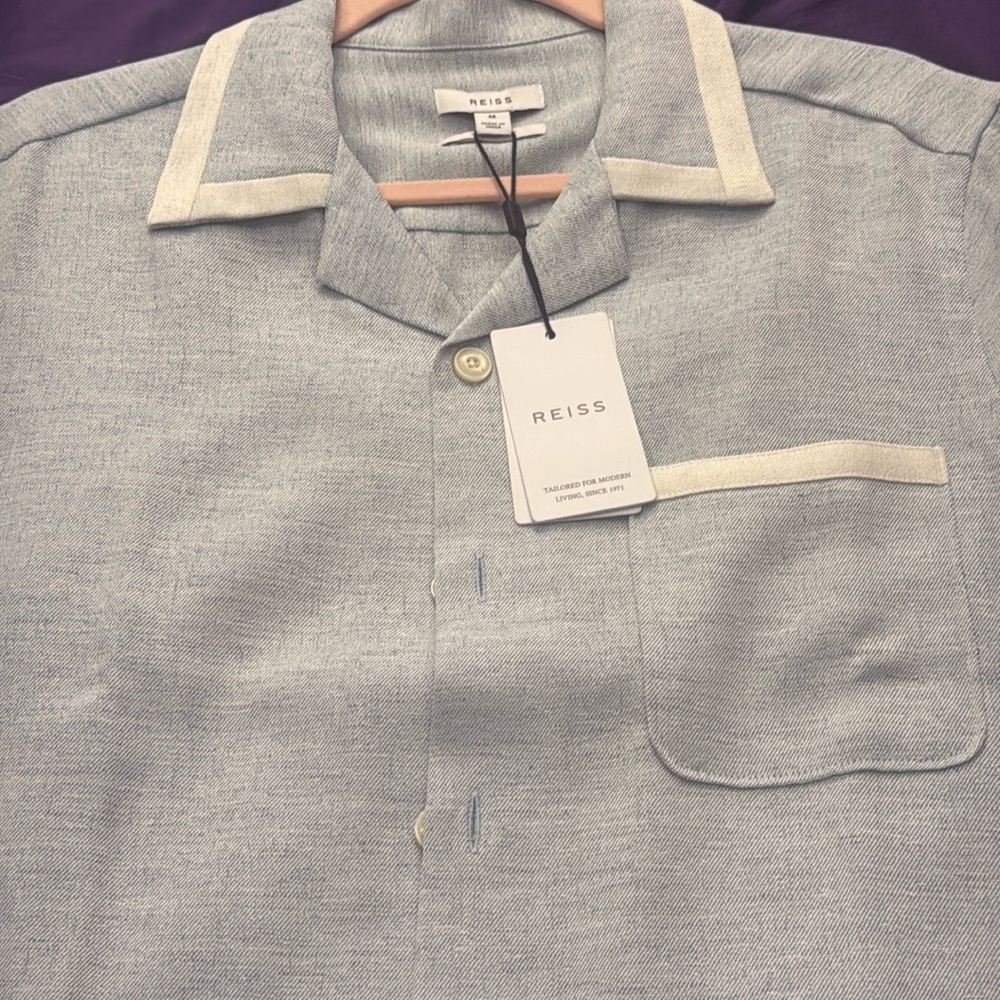 NWT Reese bowling shirt with white collar and cuff medium
